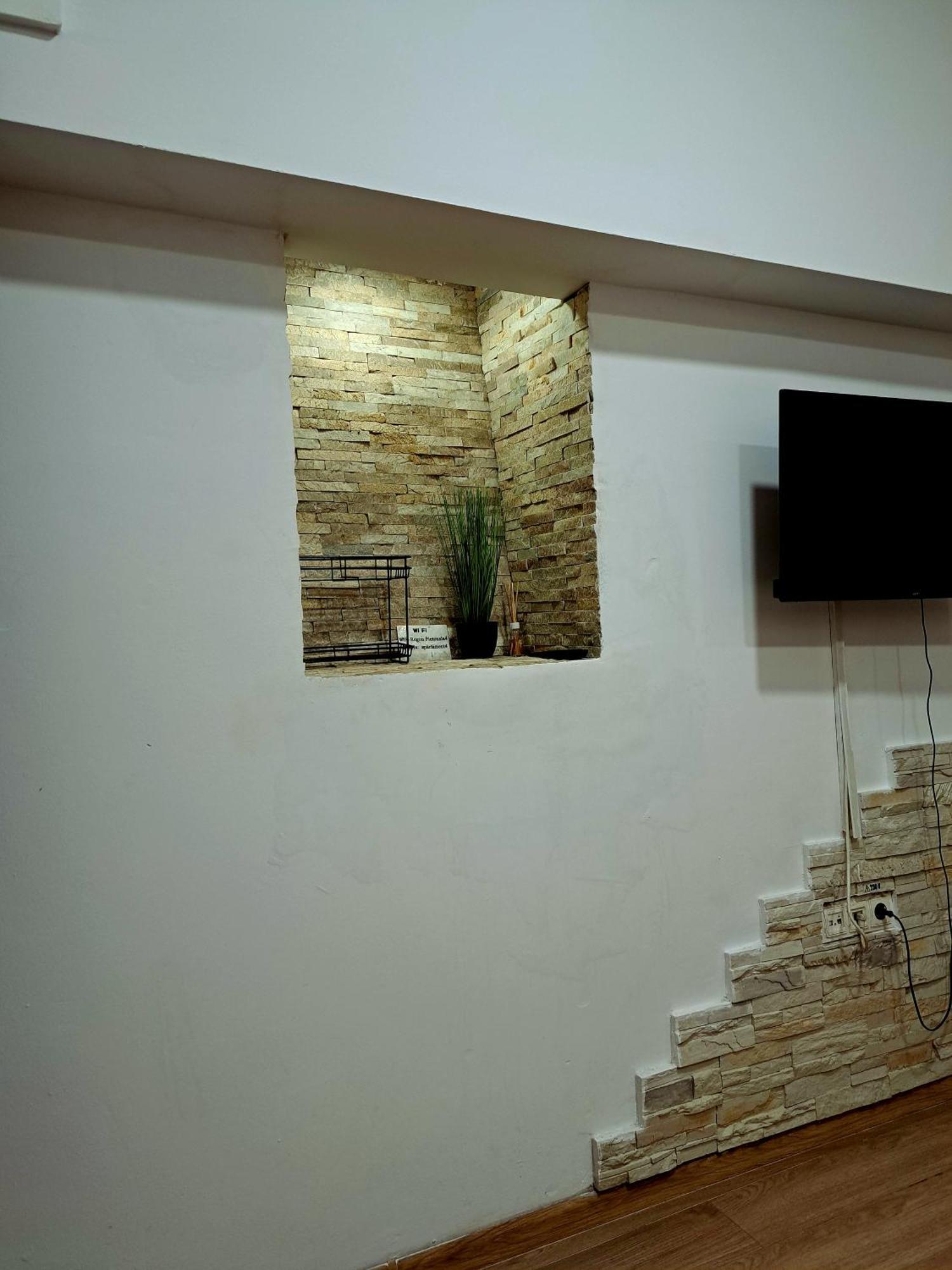 Regim Hotelier Pietonala Oradea Εξωτερικό φωτογραφία