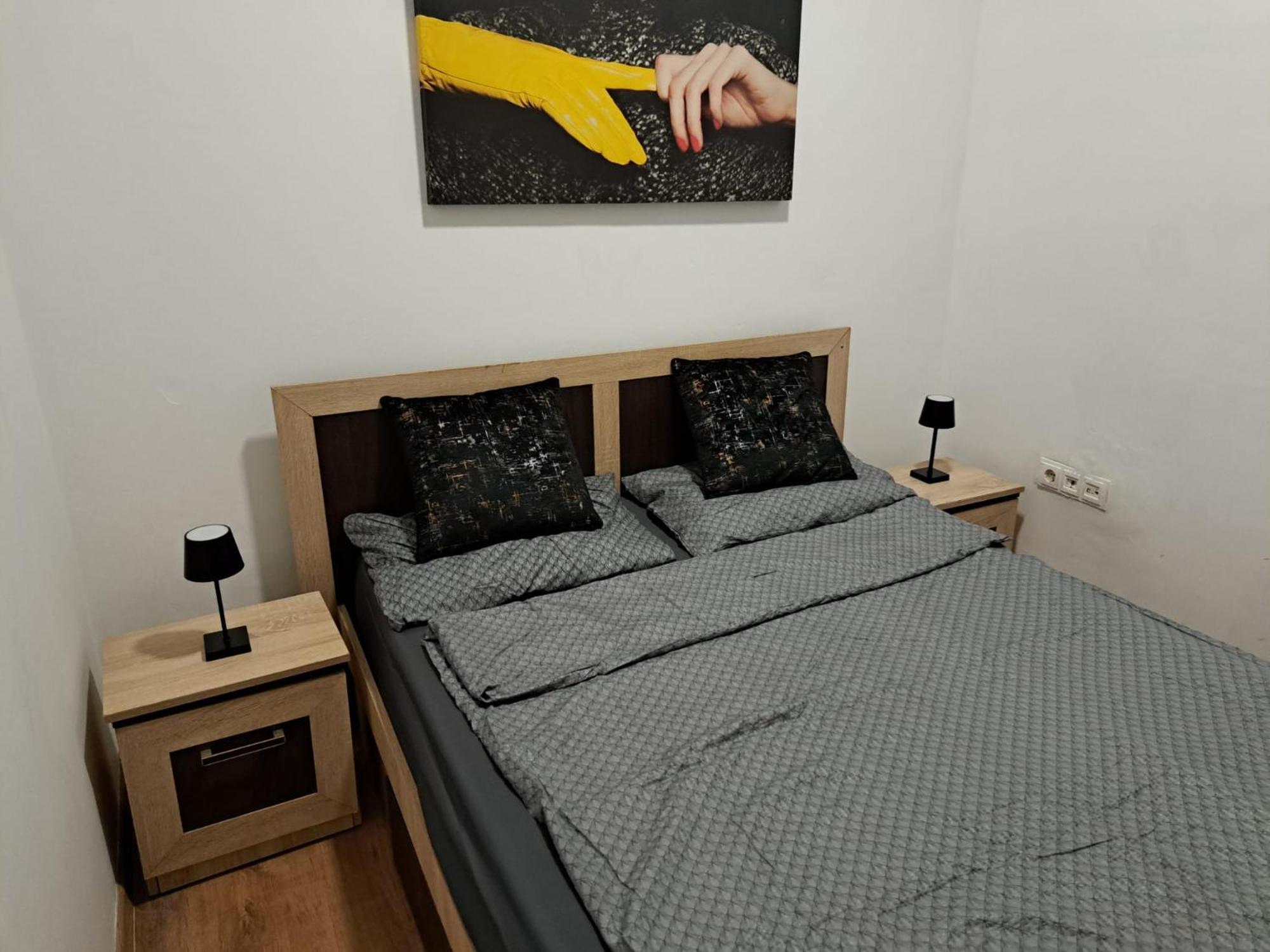 Regim Hotelier Pietonala Oradea Εξωτερικό φωτογραφία
