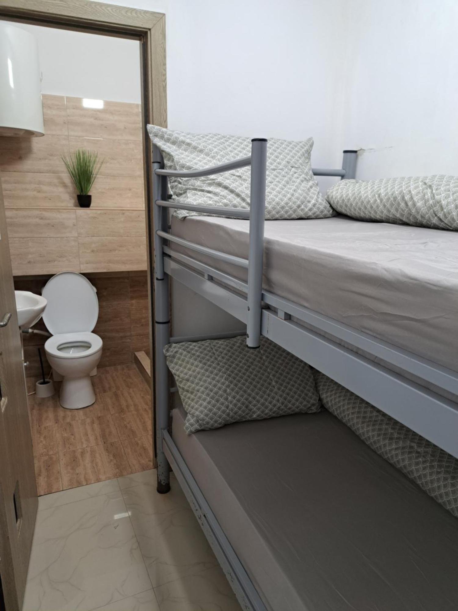 Regim Hotelier Pietonala Oradea Δωμάτιο φωτογραφία